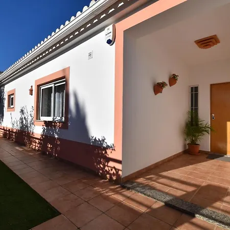 Ponta Da Piedade Family House