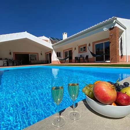 Ponta Da Piedade Family House *