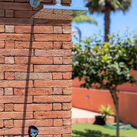 Сasa de vacaciones Ponta Da Piedade Family House