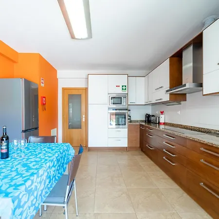 Ponta Da Piedade Family House