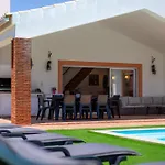 בית נופש Ponta Da Piedade Family House *