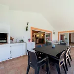 Ponta Da Piedade Family House בית נופש